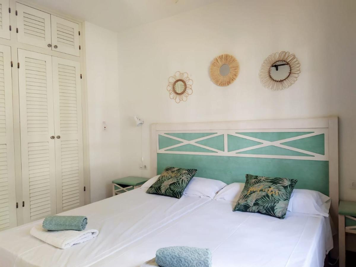 Cheap & Chic Apartamentos En Son Bou De 2 Dormitorios Εξωτερικό φωτογραφία